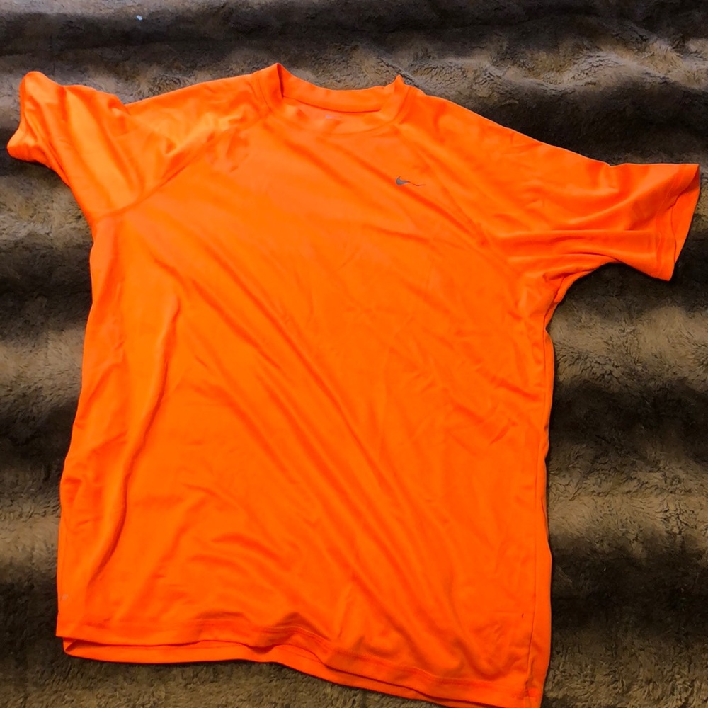 Nike Dri-Fit short sleeve T-shirt size Large